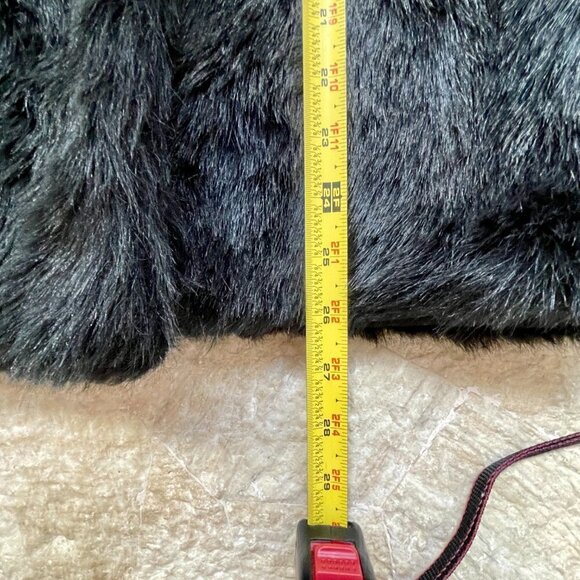 PJK Patterson J. Kincaid Black Shaggy Faux Fur and Faux Leather Vest, Size M/L - Picture 10 of 10
